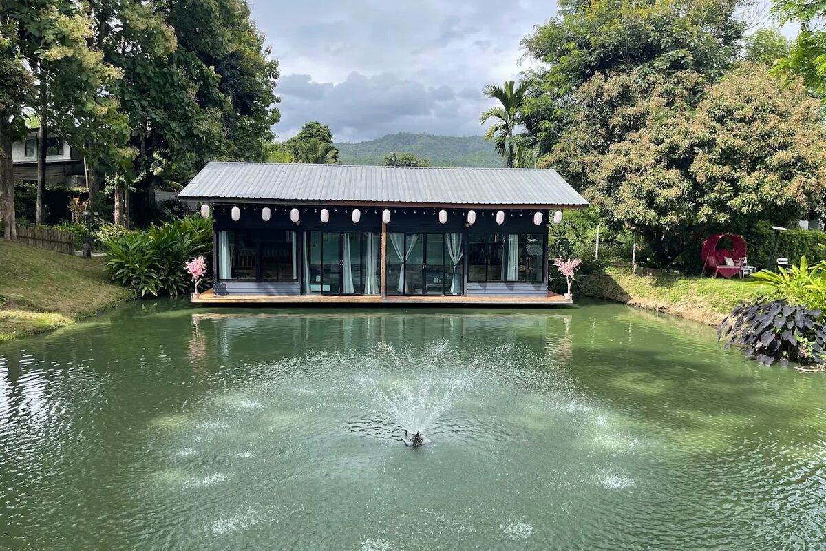 บ้านลอยน้ำกลางสระ - Chaba Varee Resort & Pool Villa Terrace